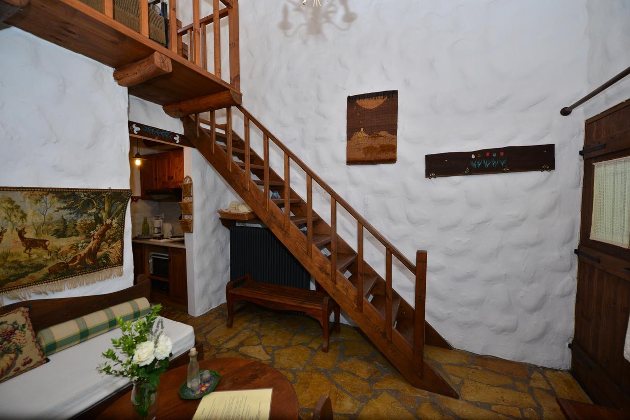 Viglatoras Apartment Sarkhos ภายนอก รูปภาพ