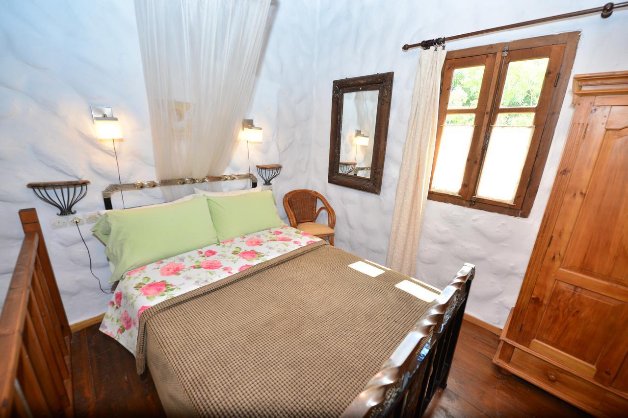 Viglatoras Apartment Sarkhos ภายนอก รูปภาพ