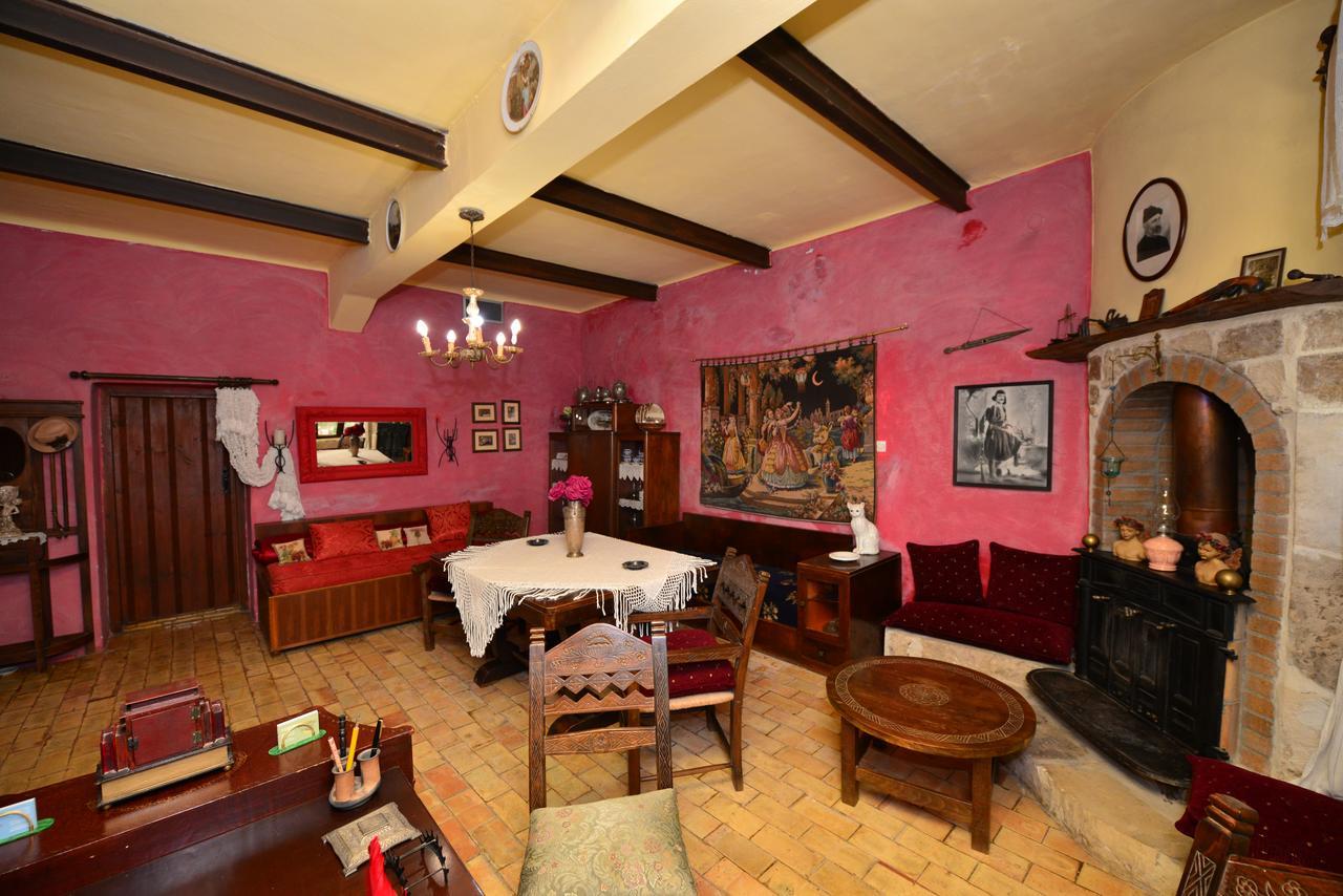 Viglatoras Apartment Sarkhos ภายนอก รูปภาพ